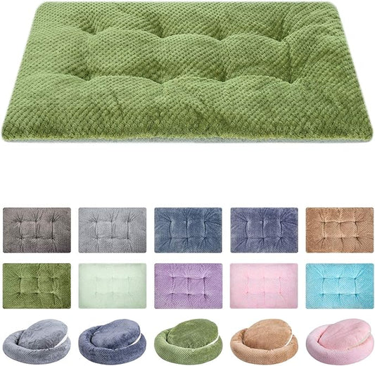 WONDER MIRACLE Fuzzy Deluxe Pet Beds, Super Plush Dog or Cat Beds Ideal for Dog Crates, Machine Wash & Dryer Friendly (23" x 35", L-Olive Green)