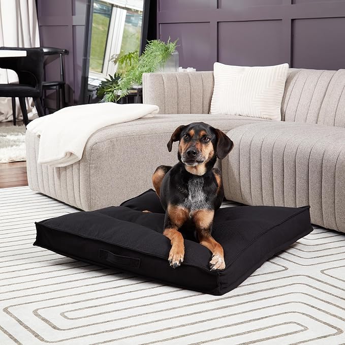 Happy Hounds Milo Square Tufted Pillow Dog Bed (32" x 32")
