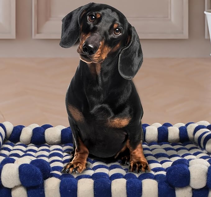 Felt Ball Dog Bed Wool Bed for Cats and Kittens Fabric Pet Beds Luxury Cat Dog Bed