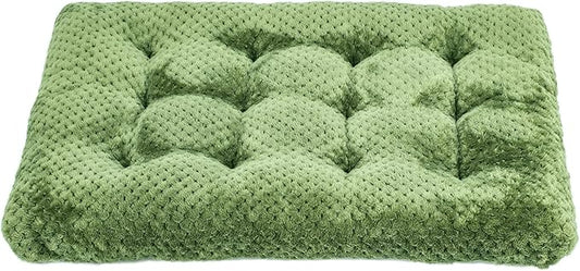 WONDER MIRACLE Fuzzy Deluxe Pet Beds, Super Plush Dog or Cat Beds Ideal for Dog Crates, Machine Wash & Dryer Friendly (22" x 30", M-Olive Green)