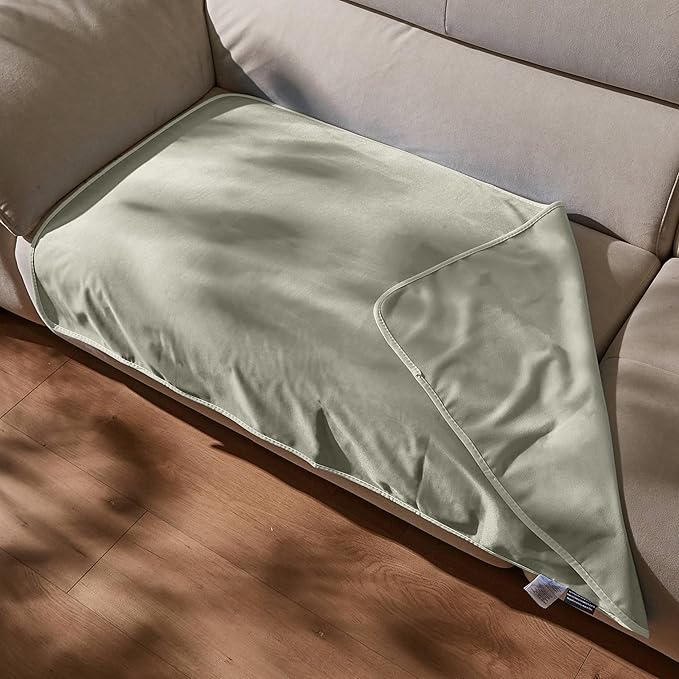 Kritter Planet Waterproof Cooling Dog Mat 30 x 50 inch,