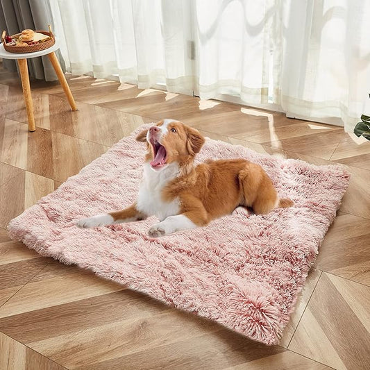 WERDIM Dog Cat Bed Mats Soft Crate Pad Blanket Plush Fluffy Self-Warming Pet Nest Bed for Small Medium Large Dogs and Cats, Ombre Pink, 20" x 24"