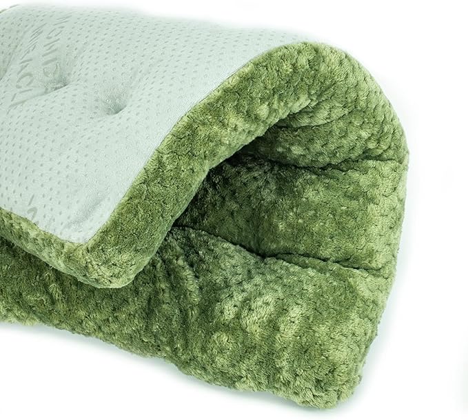 WONDER MIRACLE Fuzzy Deluxe Pet Beds, Super Plush Dog or Cat Beds Ideal for Dog Crates, Machine Wash & Dryer Friendly (22" x 30", M-Olive Green)