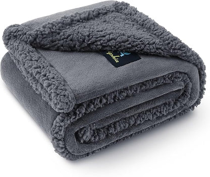 Waterproof Pet Blanket, Liquid Pee Proof Dog Blanket for Sofa Bed Couch, Reversible Sherpa Fleece Furniture Protector Cover for Small Medium Large Dogs Cats, Dark Gray X-Large（85" x 57"）