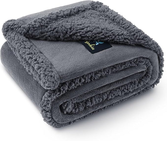 Waterproof Pet Blanket, Liquid Pee Proof Dog Blanket for Sofa Bed Couch, Reversible Sherpa Fleece Furniture Protector Cover for Small Medium Large Dogs Cats, Dark Gray Large（65" x 57"）