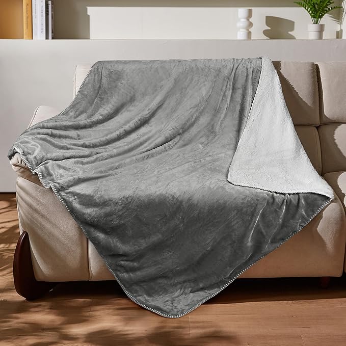 Kritter Planet Waterproof Dog Blanket