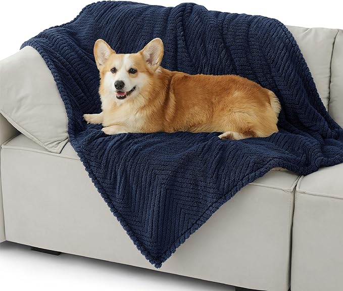 Bedsure Dog Blanket for Large Dogs Washable 300GSM Coral 40x50IN