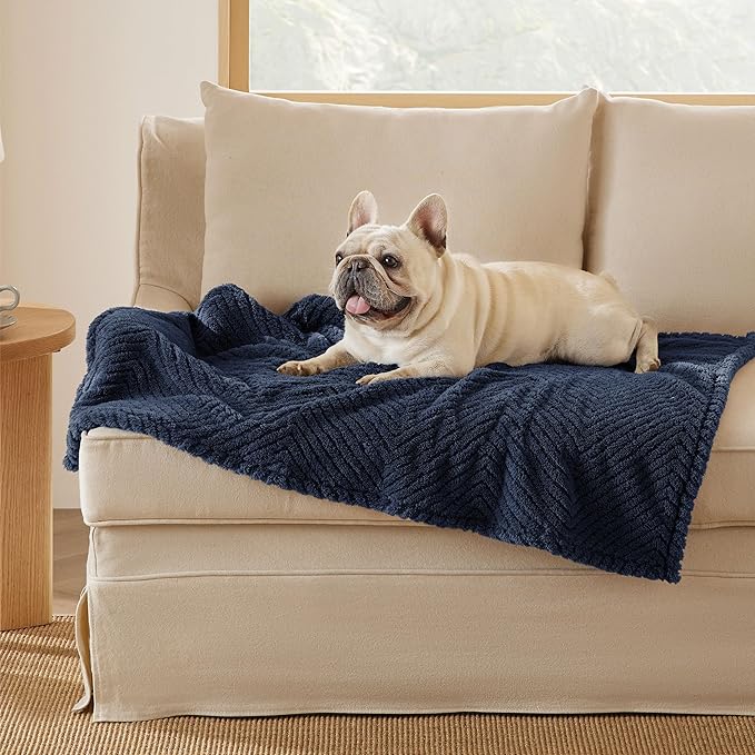 Bedsure Dog Blanket for Medium Dogs Washable 300GSM Coral 30x40IN