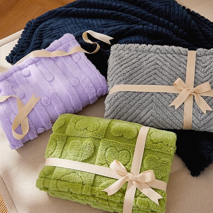 Bedsure Dog Blanket for Small Dogs Washable 300GSM Coral