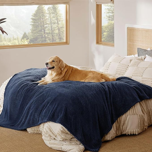 Bedsure Dog Blanket for Large Dogs Washable 300GSM Coral 60x80IN