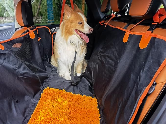 Dog Car Seat Comes with Detachable Sniffle Mat