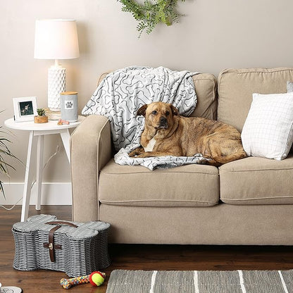 Bone Dry Embossed Bone Print Pet Blanket 36x48, Black