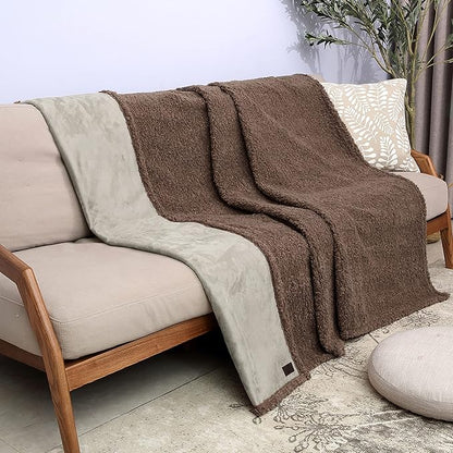 Kritter Planet Love Waterproof Bed Blankets for Couples Intimacy