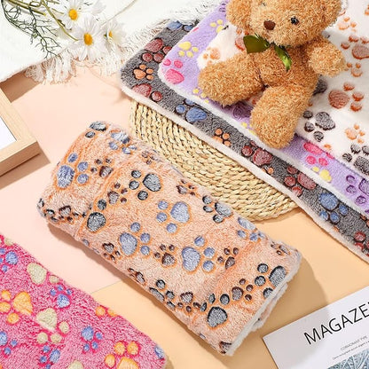 5 Pcs Guinea Pig Bed Mat Cute Cats Paw Print Blanket Bed for Small Animal Winter Soft Plush Bunny Dog Cat Bed Thickened Washable Reversible Fleece Crate Bed Mat Hamster Bedding (13 x 18.5 Inch)