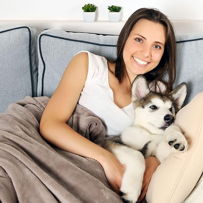 PETMAKER Pet Blanket