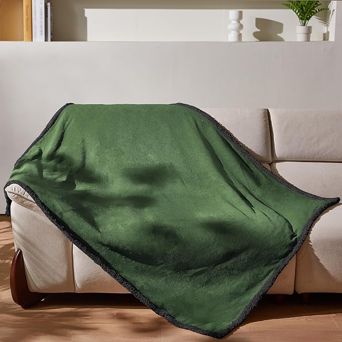 Kritter Planet Waterproof Dog Blanket