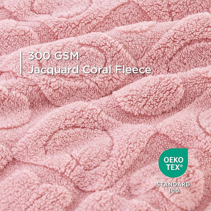 Bedsure 1 Pack 2 Dog Blankets for Small Dogs 2pcs Washable 300GSM Coral