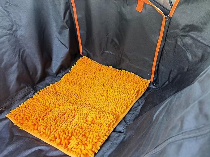 Dog Car Seat Comes with Detachable Sniffle Mat